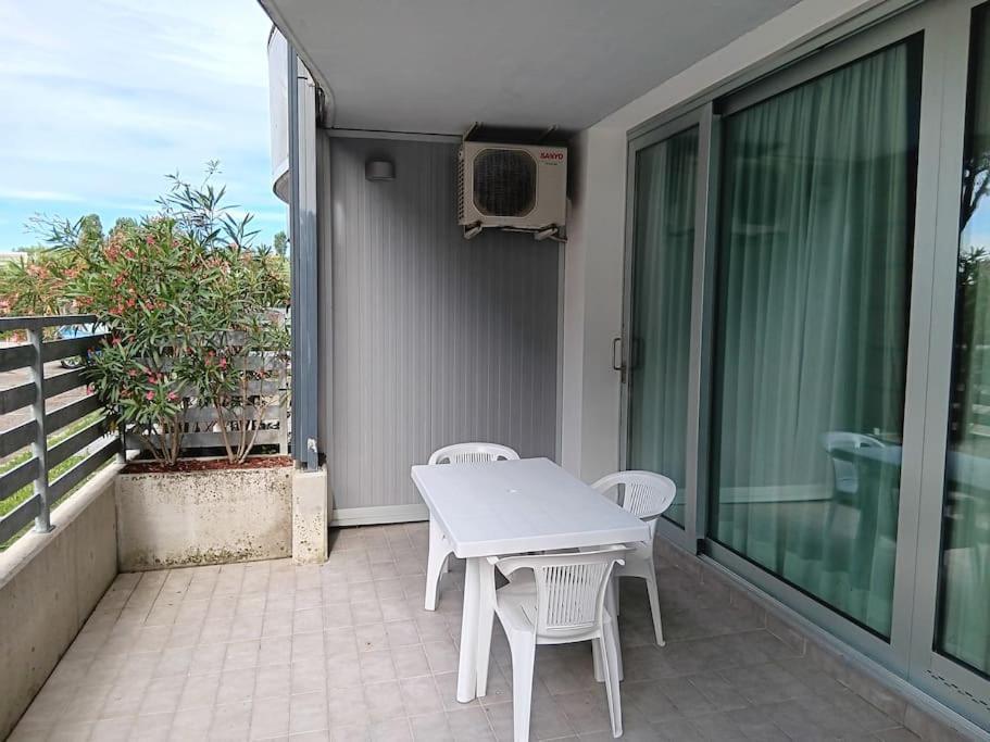Appartamento Piano Terra Eraclea Mare Eksteriør billede